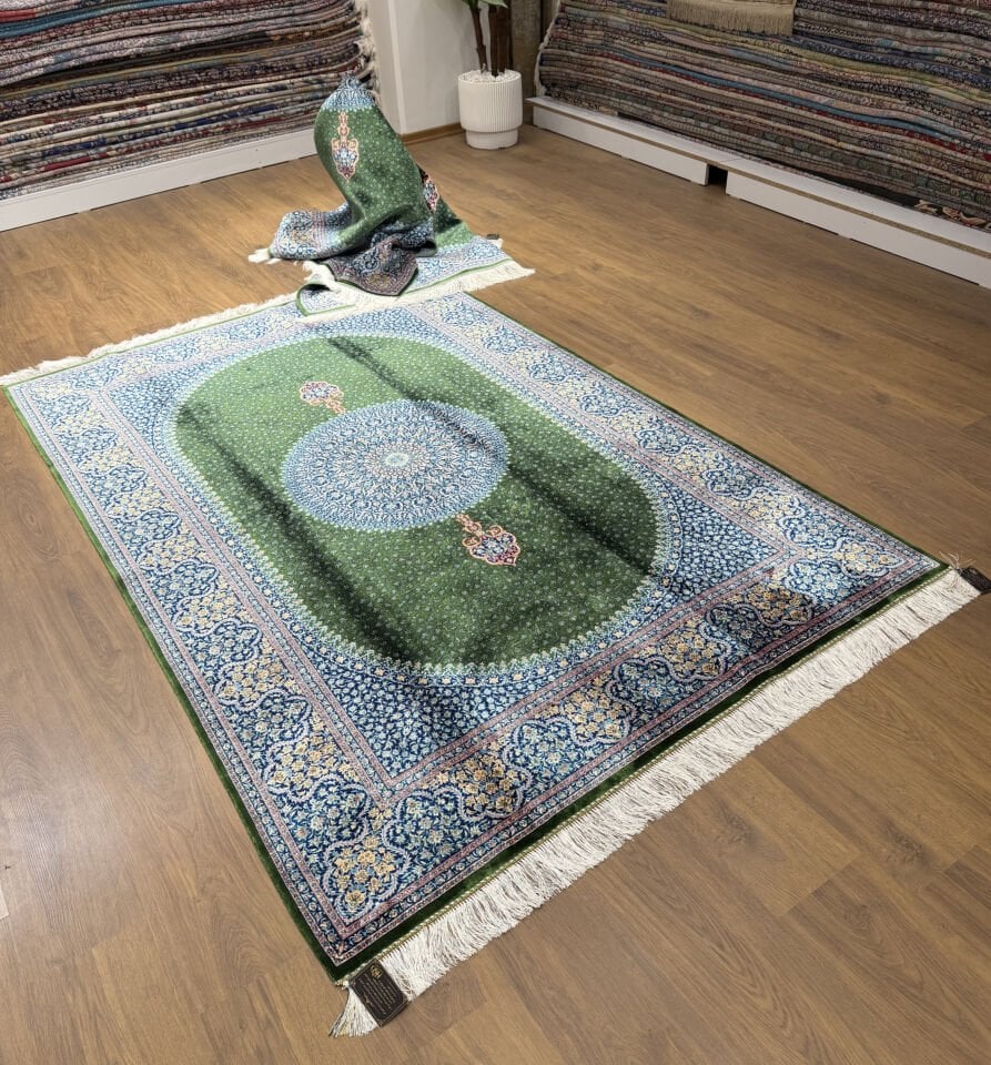 İran Halısı 150*250 (3.37)m2