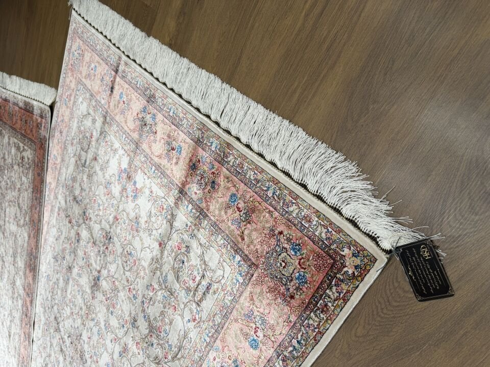İran İpek Halı 150 x 225