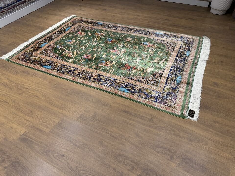İran İpek Halı 150 x 225 Av Sahnesi
