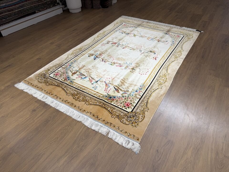 İran İpek Halı 150 x 225 Kuş Bahçesi