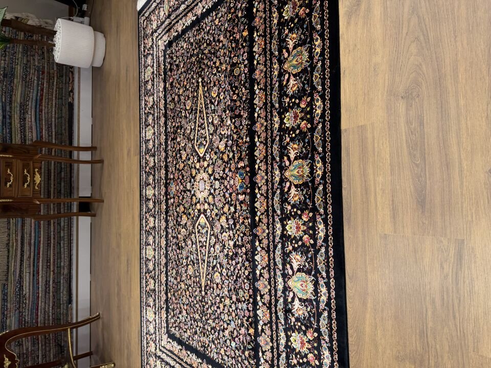 İran İpek Halı 150 x 225  Asaletin Simgesi