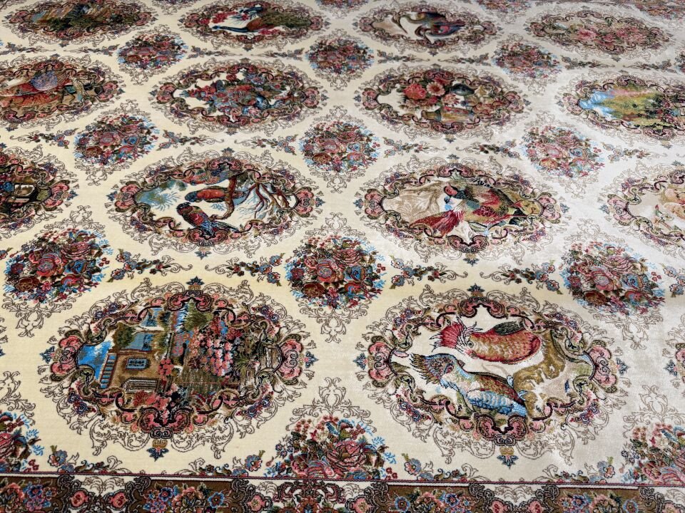 İran İpek Halı 150 x 225 Tavus Kuşu