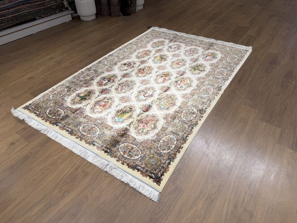 İran İpek Halı 150 x 225 Tavus Kuşu
