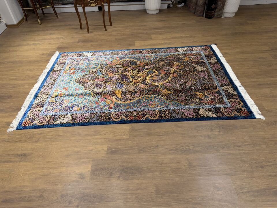 İran İpek Halı 150 x 225 Hayat Ağacı