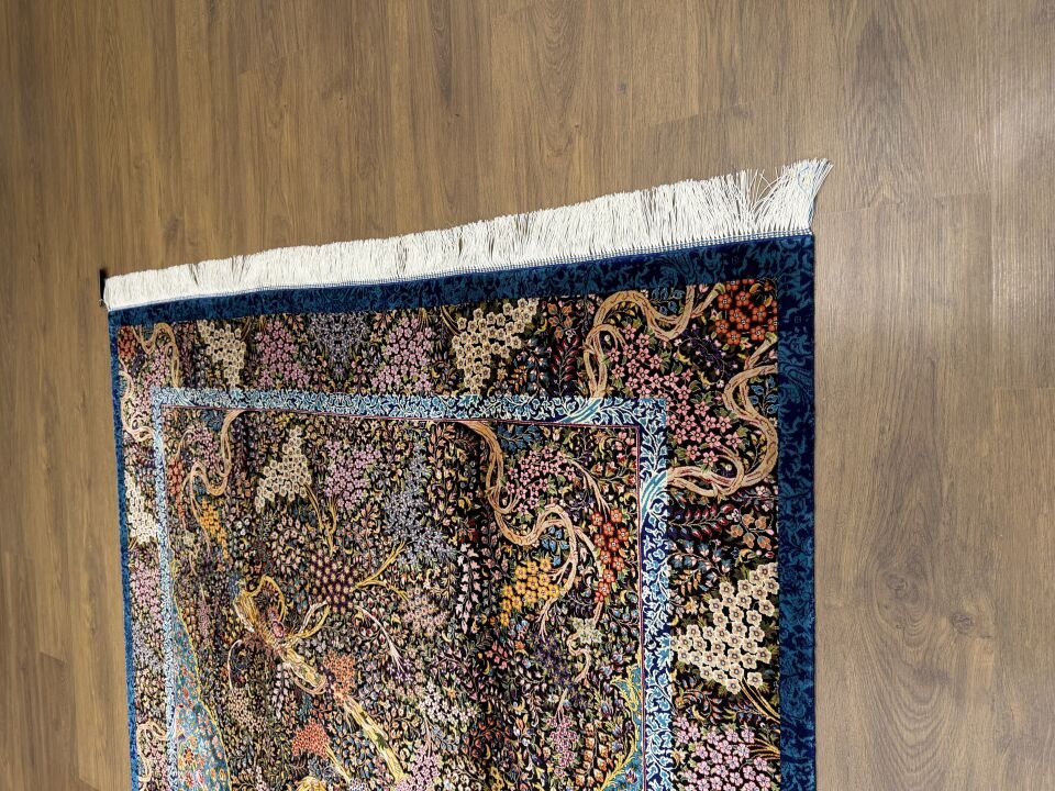 İran İpek Halı 150 x 225 Hayat Ağacı