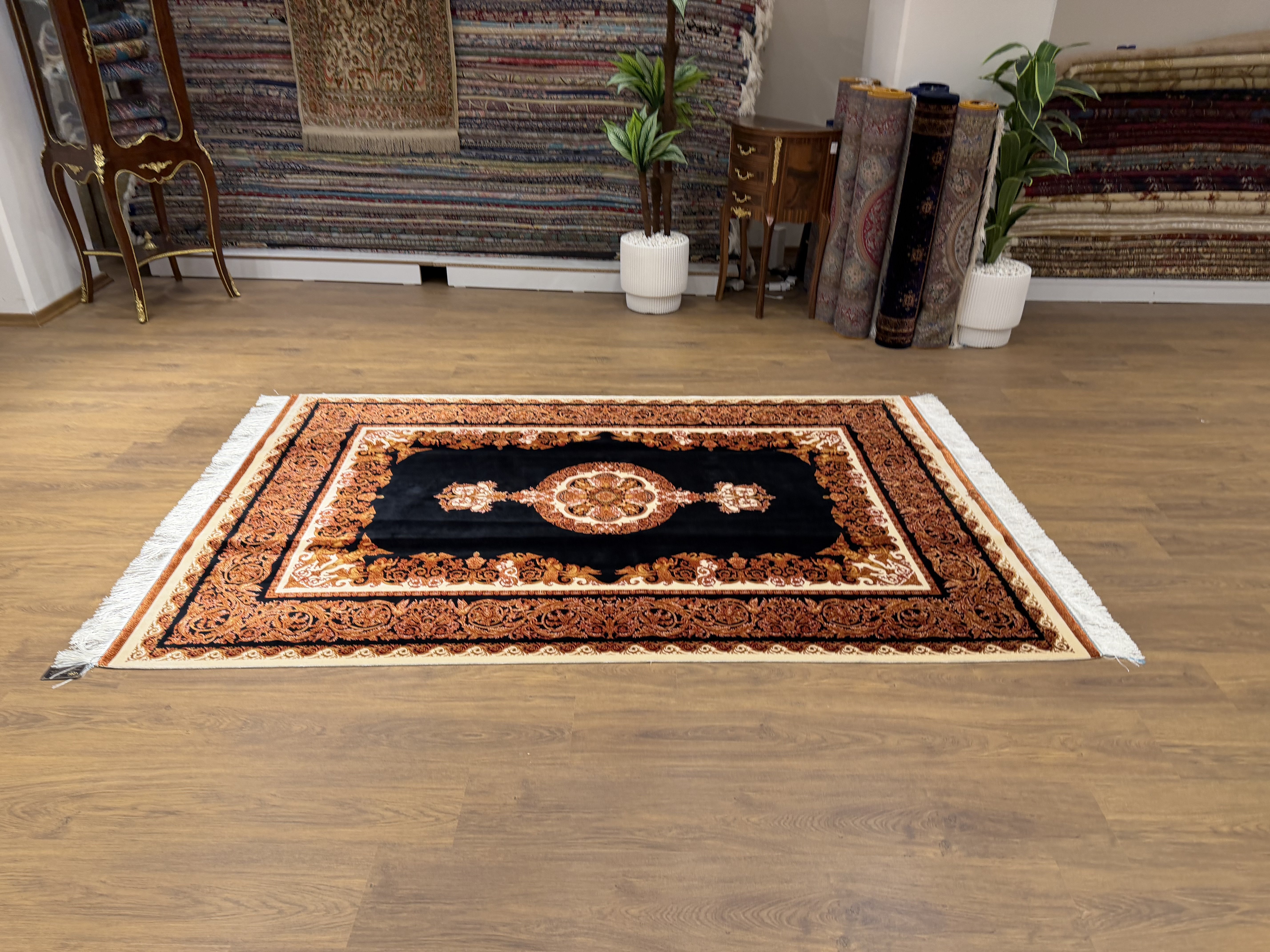 İran İpek Halı 150 x 225 Melek Figürü