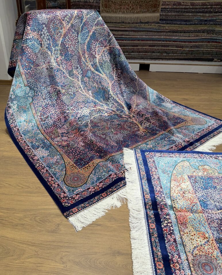 İran İpek Halı 150 x 225 Siyah Hayat Ağacı