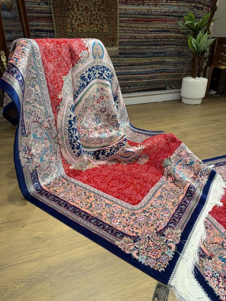 İran İpek Halı 150 x 225