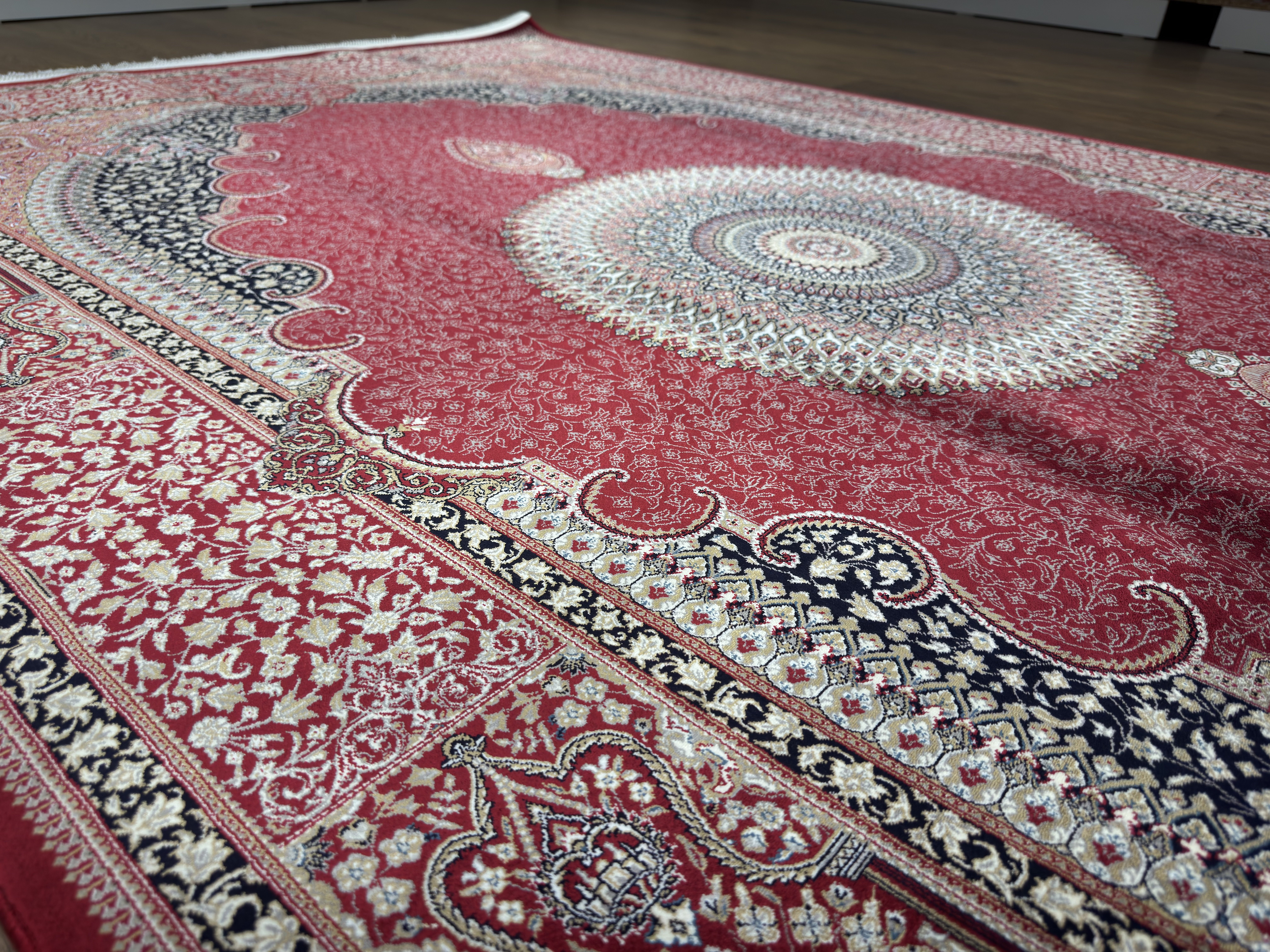 İran İpek Halı 150 x 225