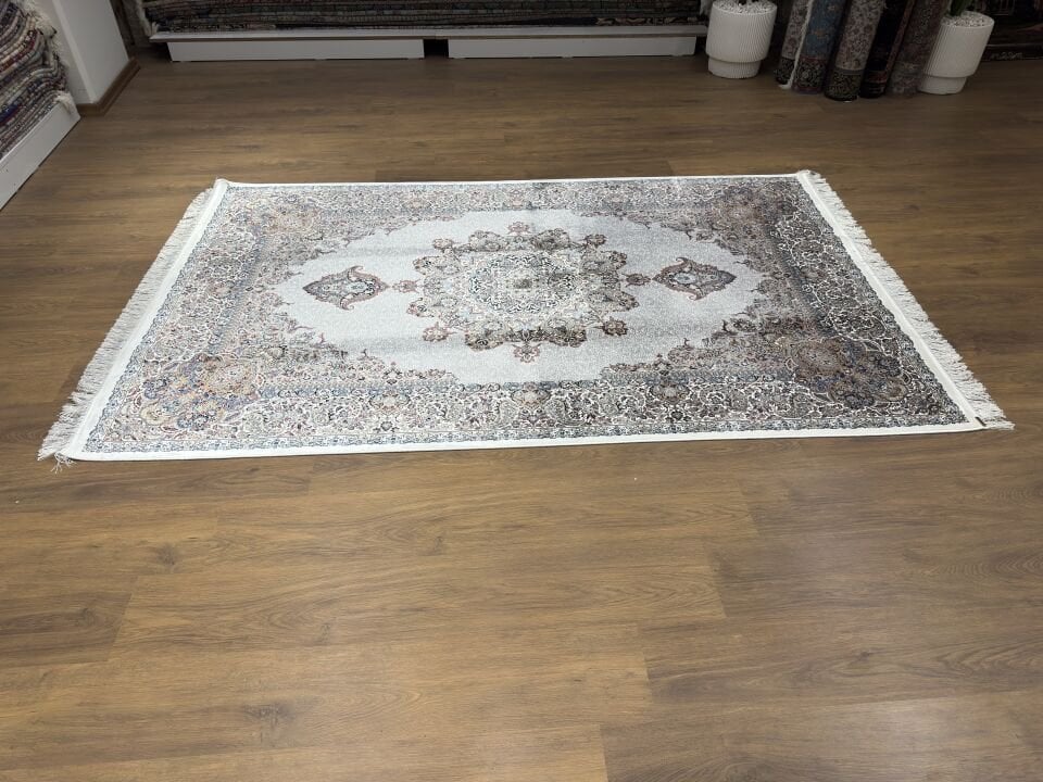 İran İpek Halı 150 x 225