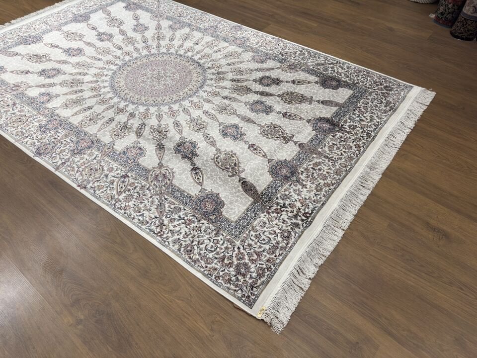 İran İpek Halı 150 x 225