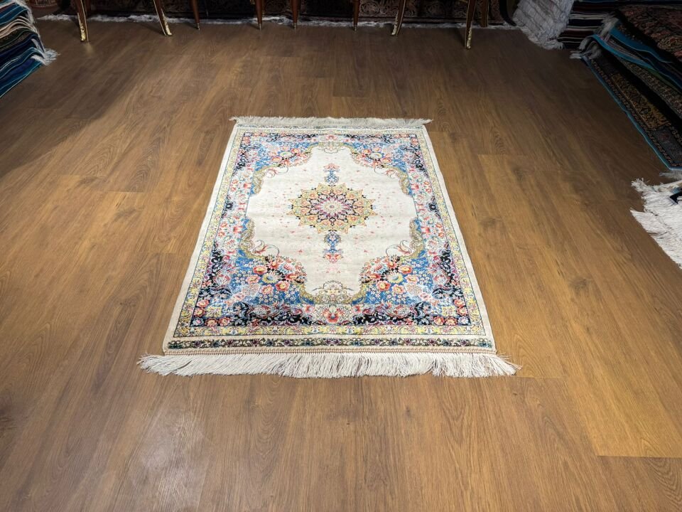 İran İpek Halı 80 x 120