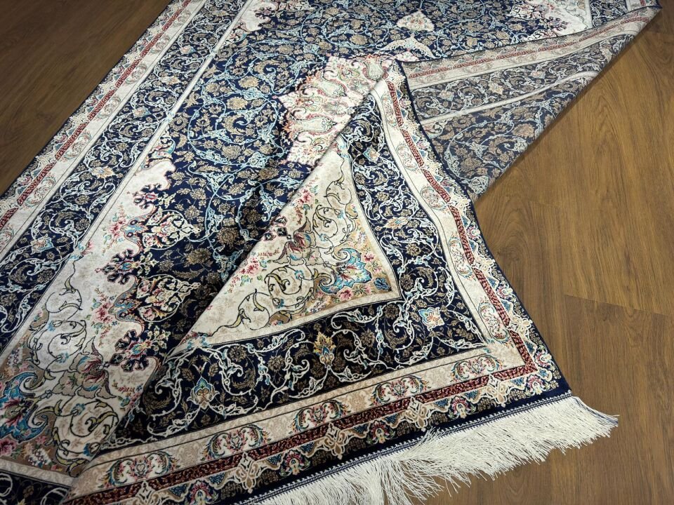 İran İpek Halı 150 x 225