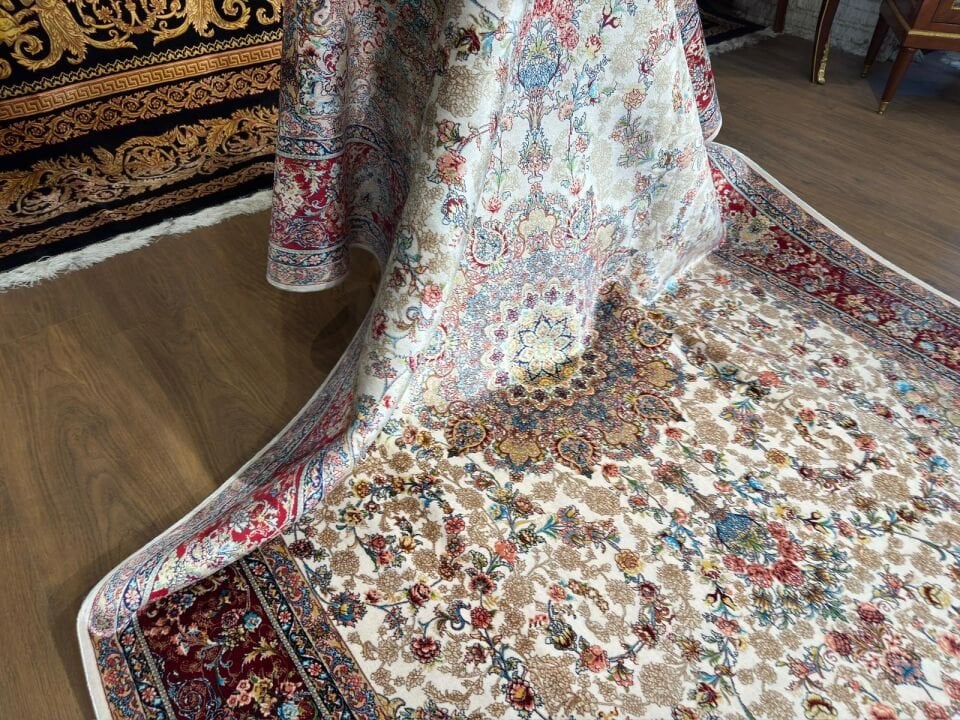 İran İpek Halı 150 x 225