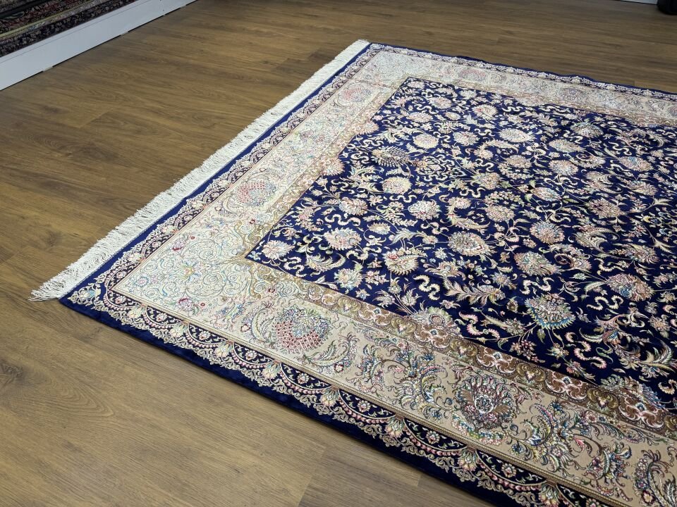 İran İpek Halı 200 x 300