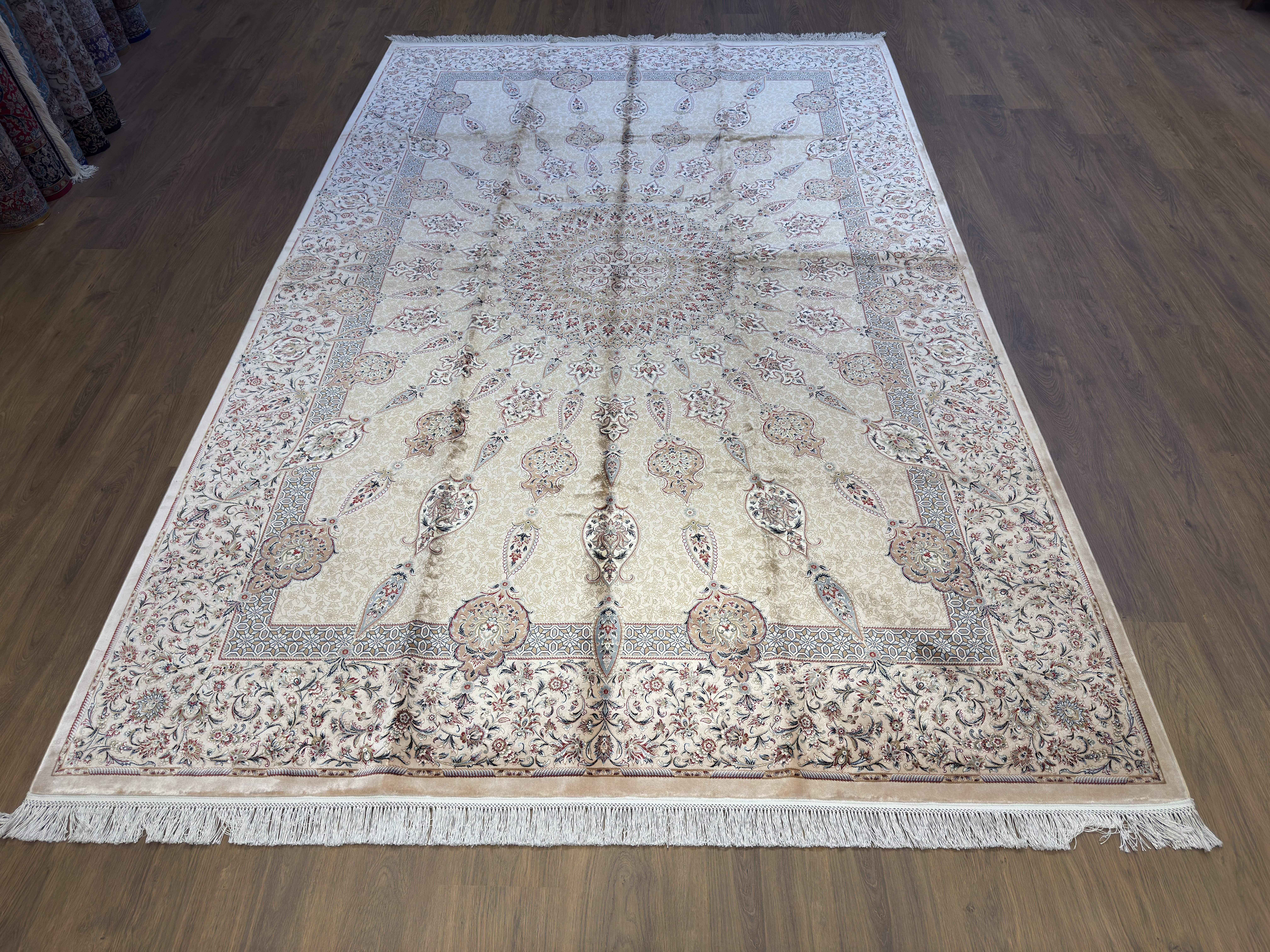 İran İpek Halı 200 x 300