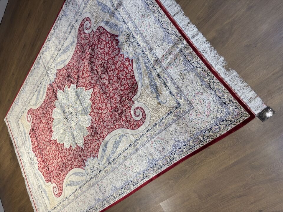 İran İpek Halı 200 x 300
