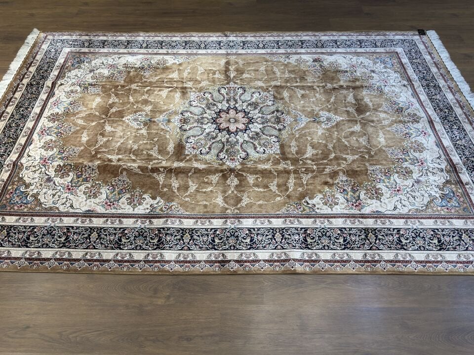 İran İpek Halı 200 x 300