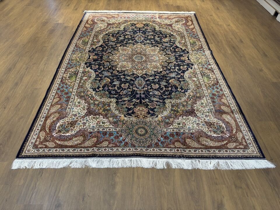 İran İpek Halı 200 x 300