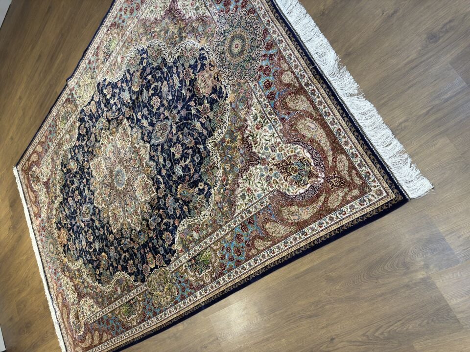 İran İpek Halı 200 x 300