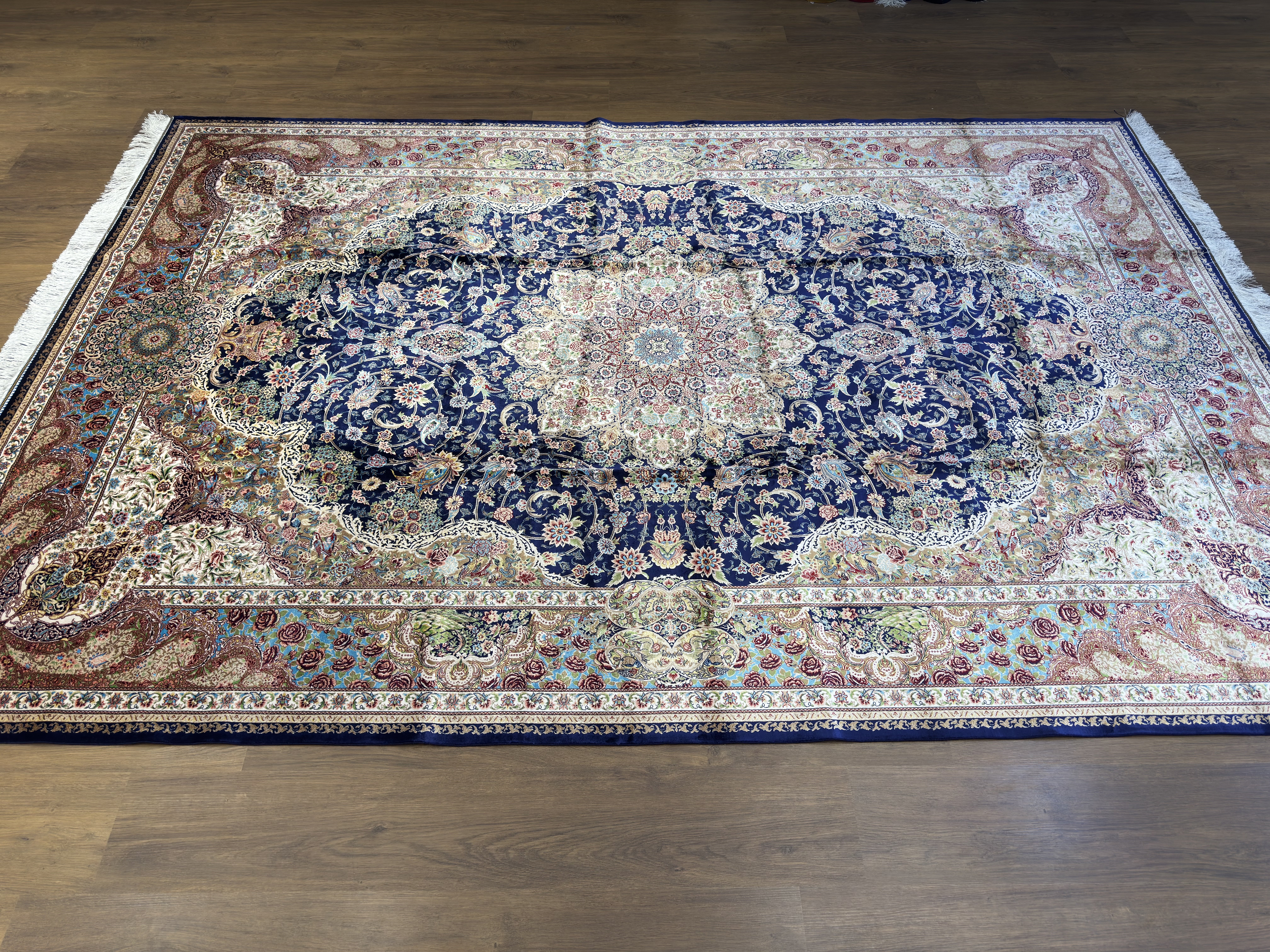 İran İpek Halı 200 x 300