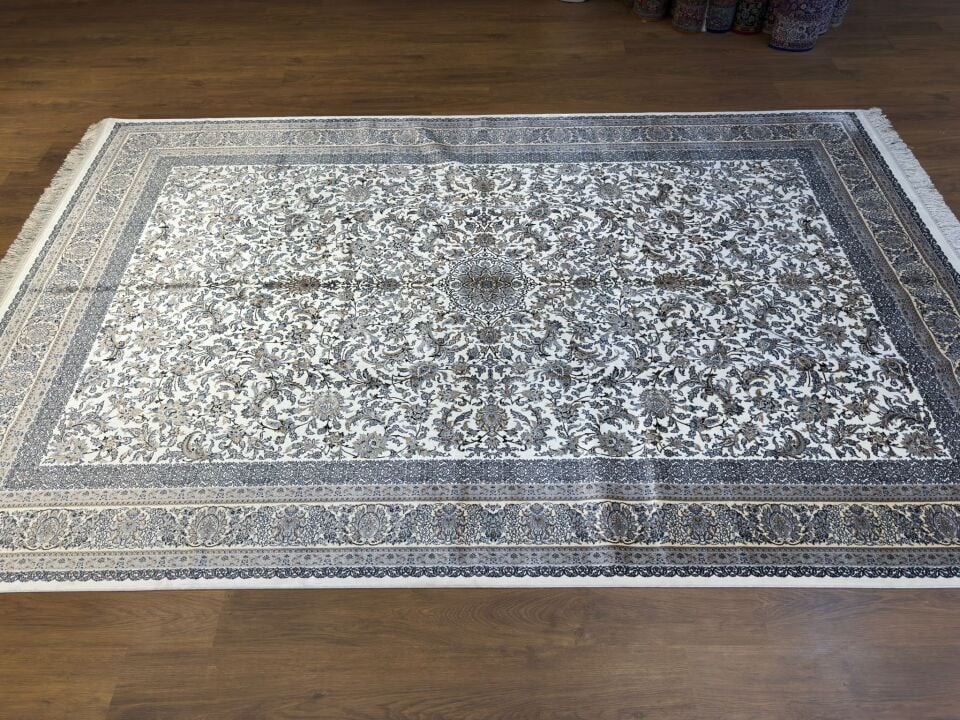 İran İpek Halı 200 x 300
