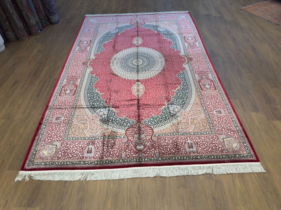 İran İpek Halı 200 x 300