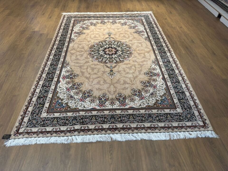 İran İpek Halı 200 x 300