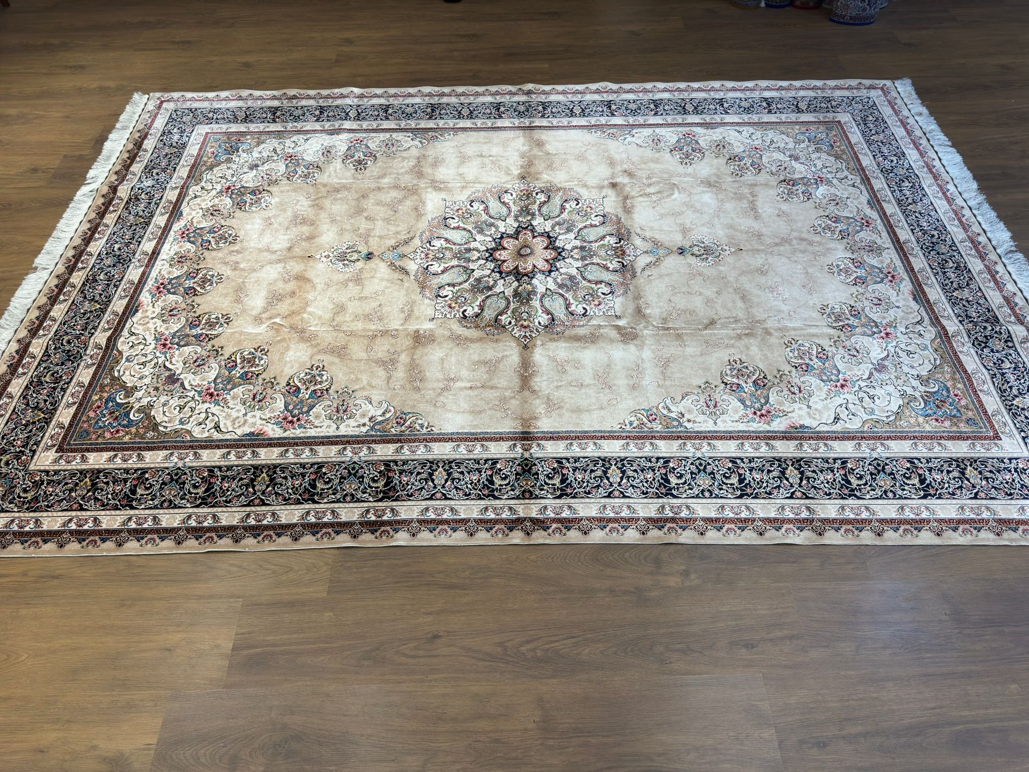 İran İpek Halı 200 x 300