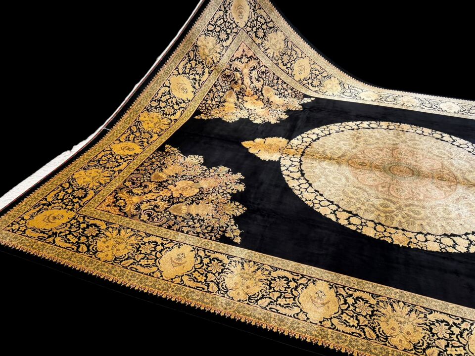 İRAN İPEK HALI 300 x 400 ( 12 m² )