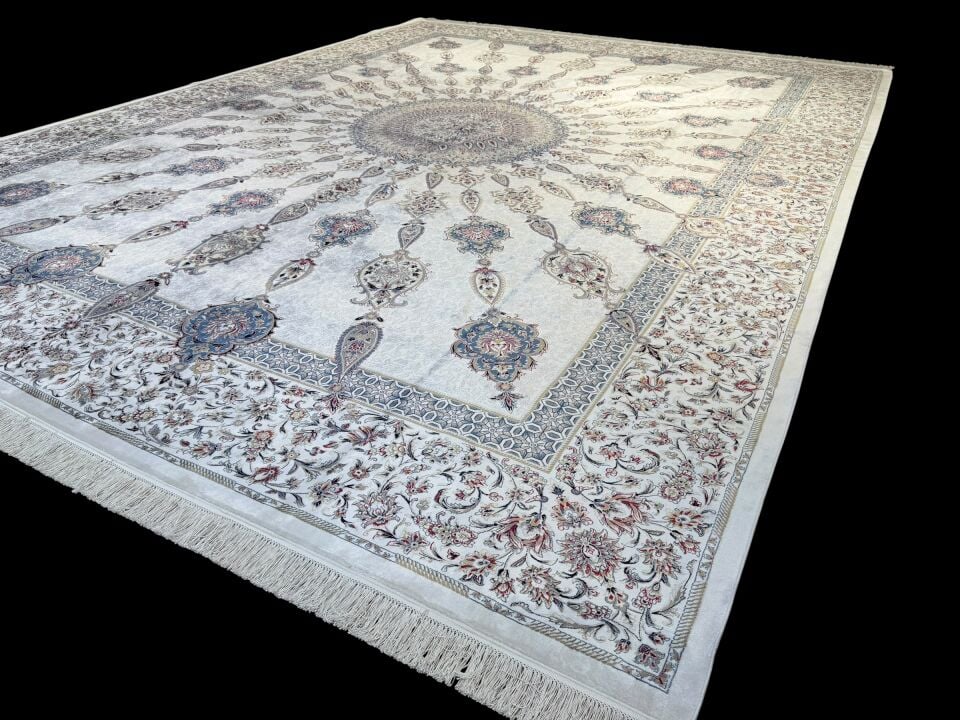 İRAN İPEK HALI 300 x 400 ( 12 m² )