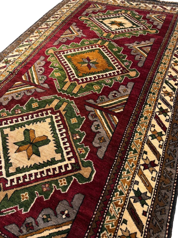 KARS HALISI 1.70 x 2.85 ( 4.85 m² )