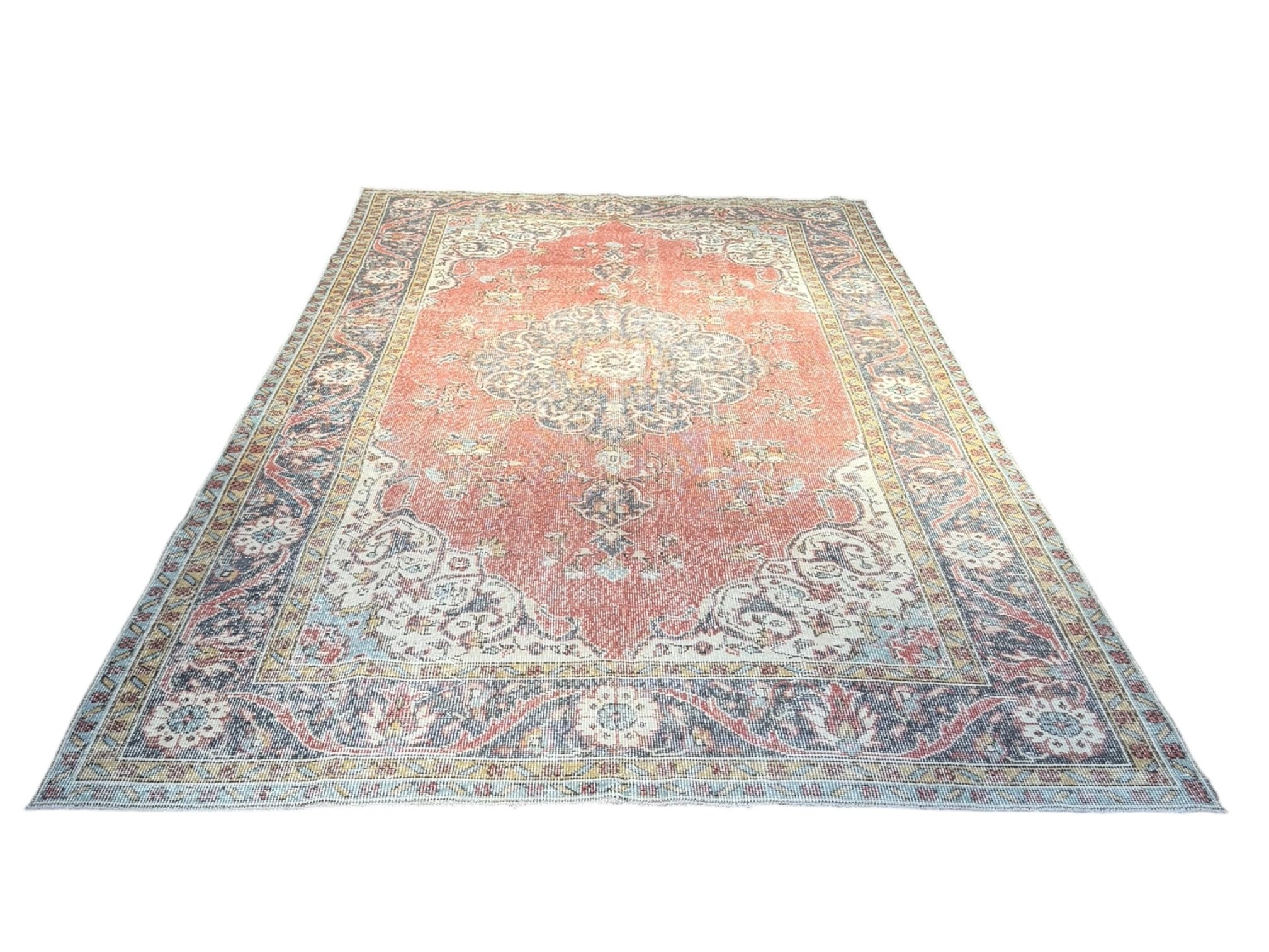 EL DOKUMA VİNTAGE HALI 200 x 300 ( 6 m² )