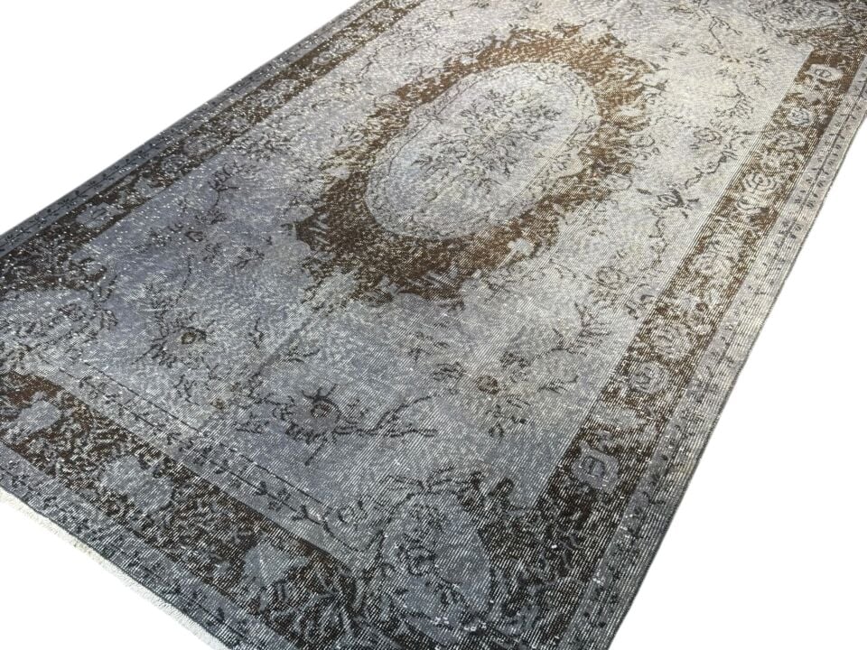 EL DOKUMA VİNTAGE HALI 180 x 280 ( 5.10 m² )
