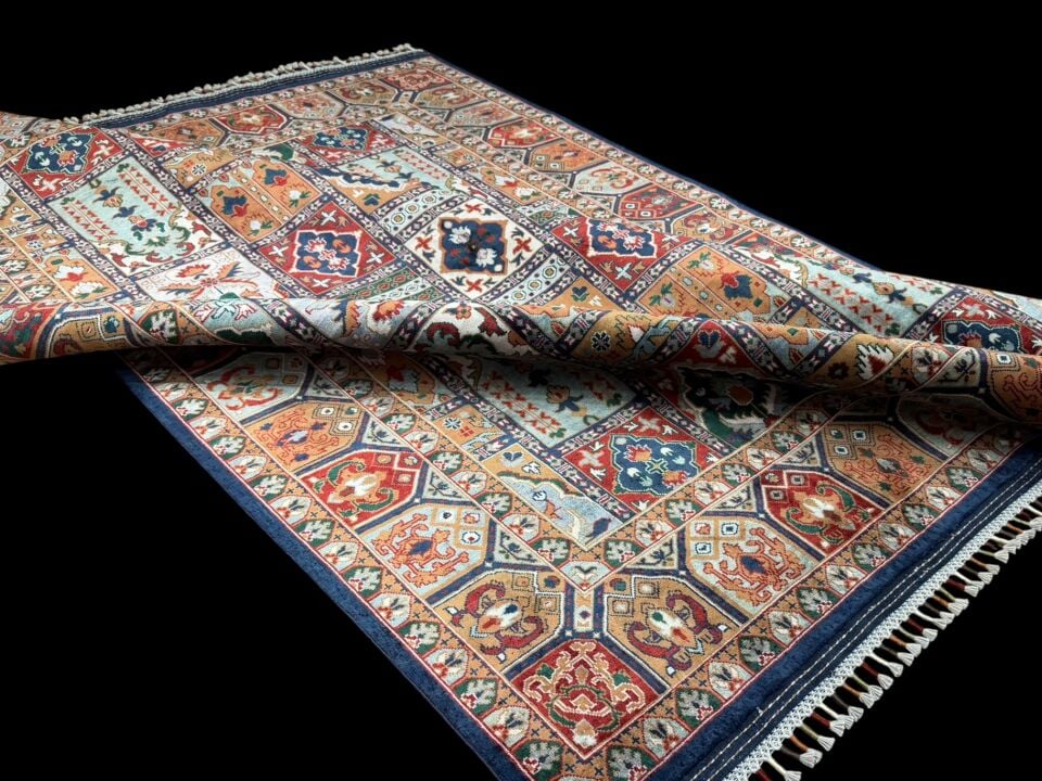 EL DOKUMA SAF İPEK HALI 150 x 200 ( 3 m² )