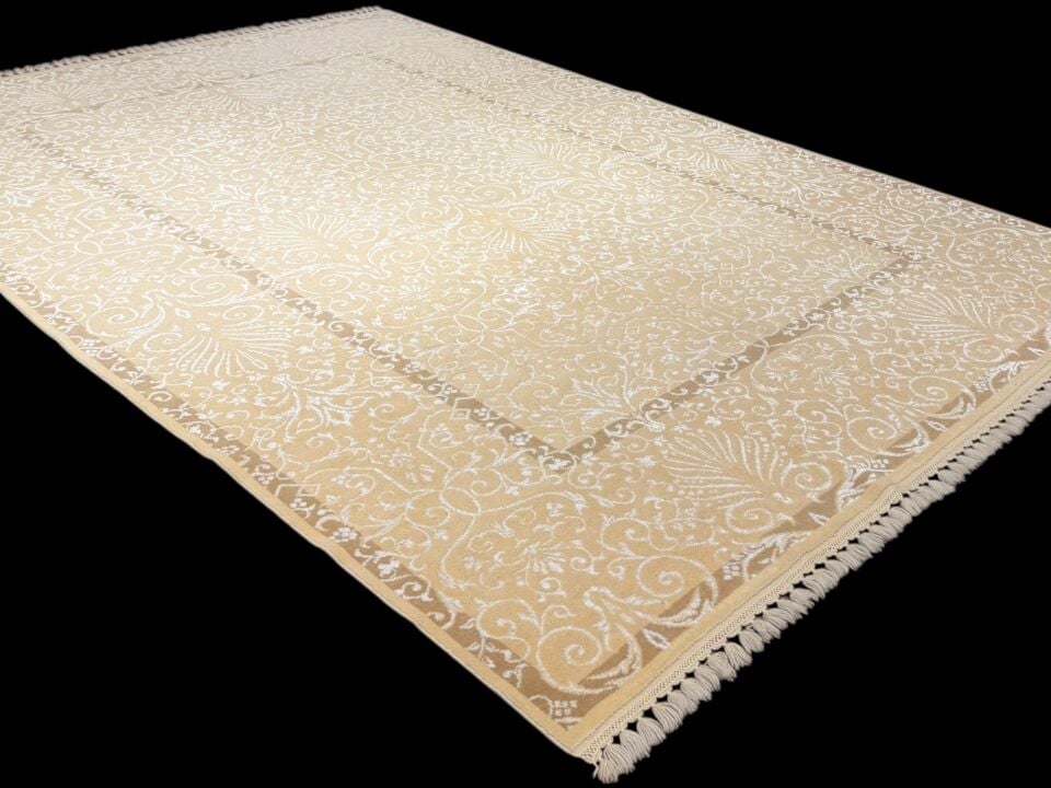 EL DOKUMA İMZALI PERA HALISI SAF İPEK VE YÜN 200 x 300 ( 6 m² )