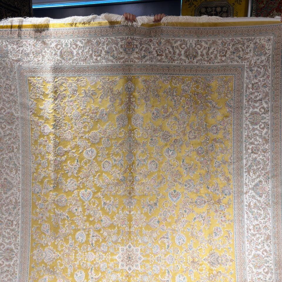 İPEKLİ İRAN HALISI 6 m² ( EL YAPIMI FİNİSHİNG )