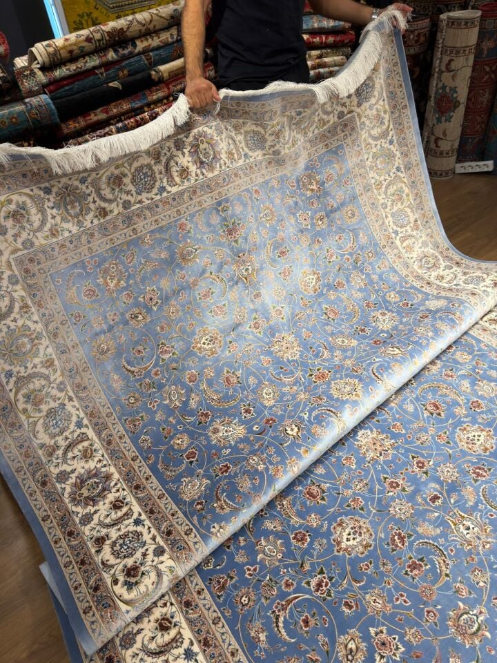 İPEKLİ İRAN HALISI 6 m² ( EL YAPIMI FİNİSHİNG )
