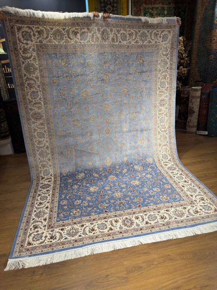 İPEKLİ İRAN HALISI 6 m² ( EL YAPIMI FİNİSHİNG )