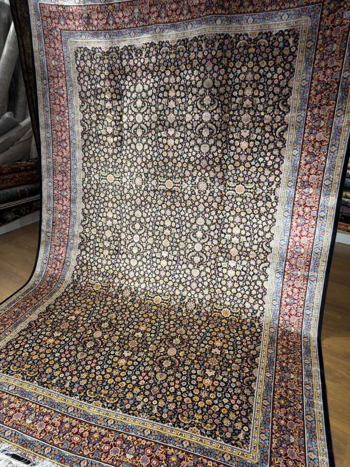 İPEKLİ İRAN HALISI 6 m² ( EL YAPIMI FİNİSHİNG )